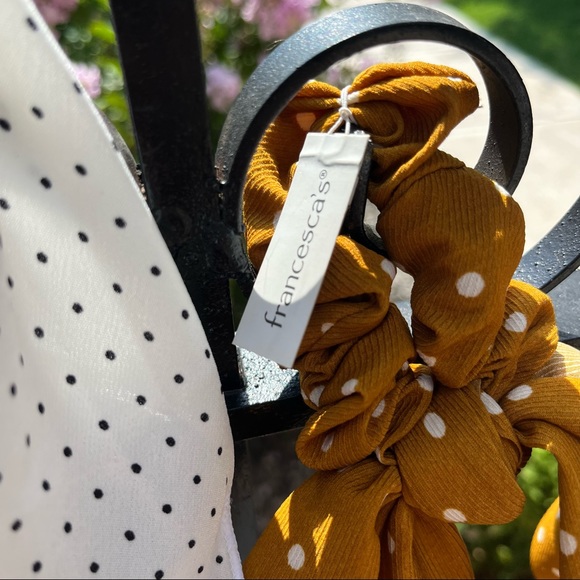 Pair of Polka-Dot Bow Scrunchies - Picture 5 of 7